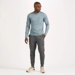 Long-Sleeve Tradewind Performance Tee | Steel Blue Heather 7 Long-Sleeve Tradewind Performance Tee | Steel Blue Heather -Eminem Style V177HSB 4 20276565 7e96 4e04 8edf 51d7dbe0ab78