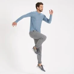 Long-Sleeve Strato Tech Tee | Cloud Heather -Eminem Style V178HCL 5 52cf54c0 f5b0 4ee4 9006 1180b5845efb