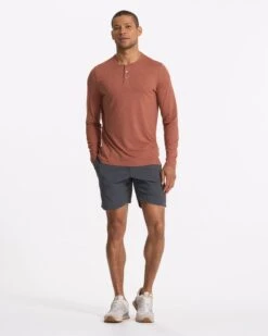 Long Sleeve Ease Performance Henley | Copper Heather -Eminem Style V194HCO SP23 M ECOMM TOPS FULL 3428 1x1 7fb37354 8064 4452 ad58 1cc9d90ef5a1