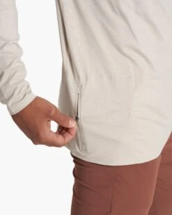 Ease Performance Half Zip | Suede Heather -Eminem Style V221HUE SP23 M ECOMM FLEECE DETAIL 2315 1x1 1741c1ed cd14 4015 947d bf546a092a6f