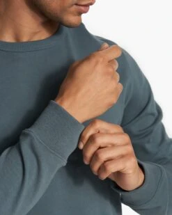 Belleview Crew | Lake -Eminem Style V280LAK FA23 M ECOMM fleece DETAIL 5