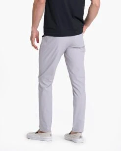 Cascade Tech Chino Pant | Fog -Eminem Style V427FOG FA22 M ECOMM FULL 3752