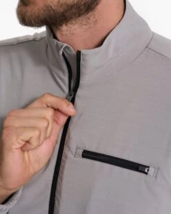 Palomar Insulated Jacket | Fog -Eminem Style V549FOG FA22 M ECOMM FULL 3975